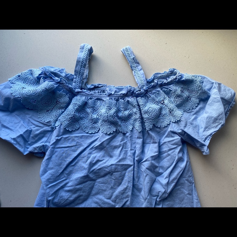 Top - (off the shoulder with straps)